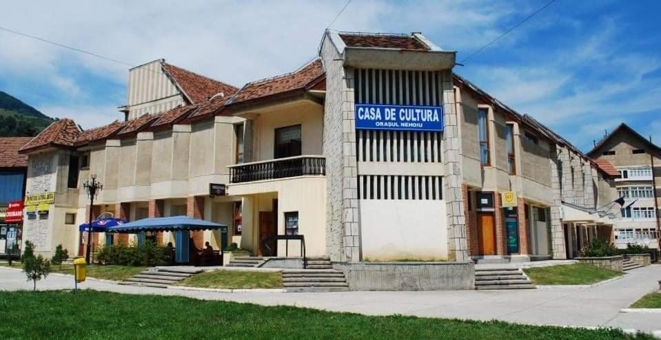 Cazare Apartament Cu 2 Camere ネホイウ エクステリア 写真